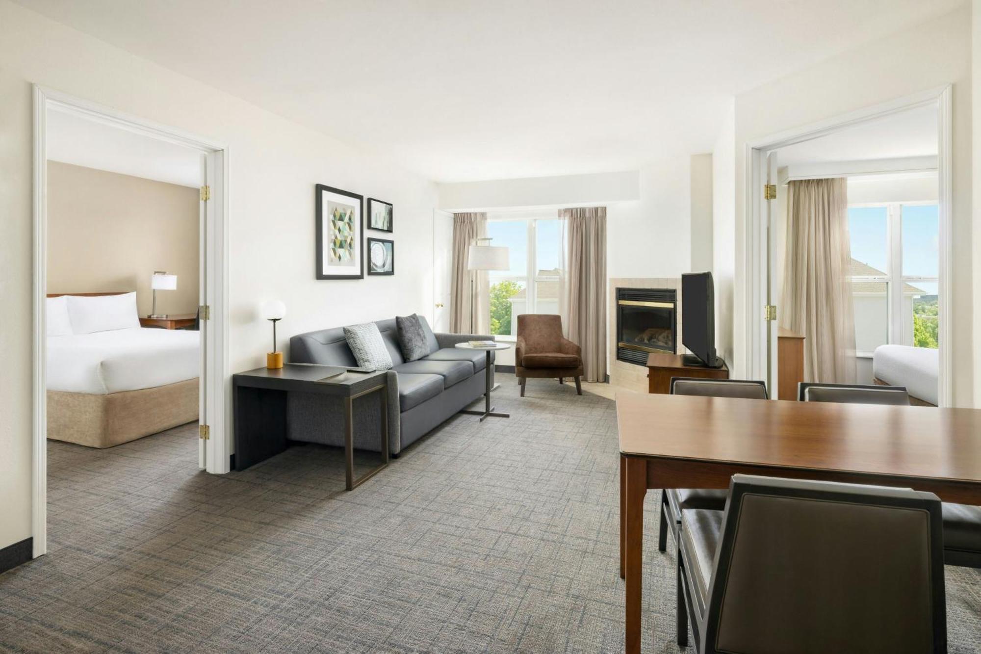 Residence Inn Des Moines West At Jordan Creek Town Center West Des Moines Exterior foto